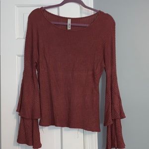 long sleeve top with wide sleeves